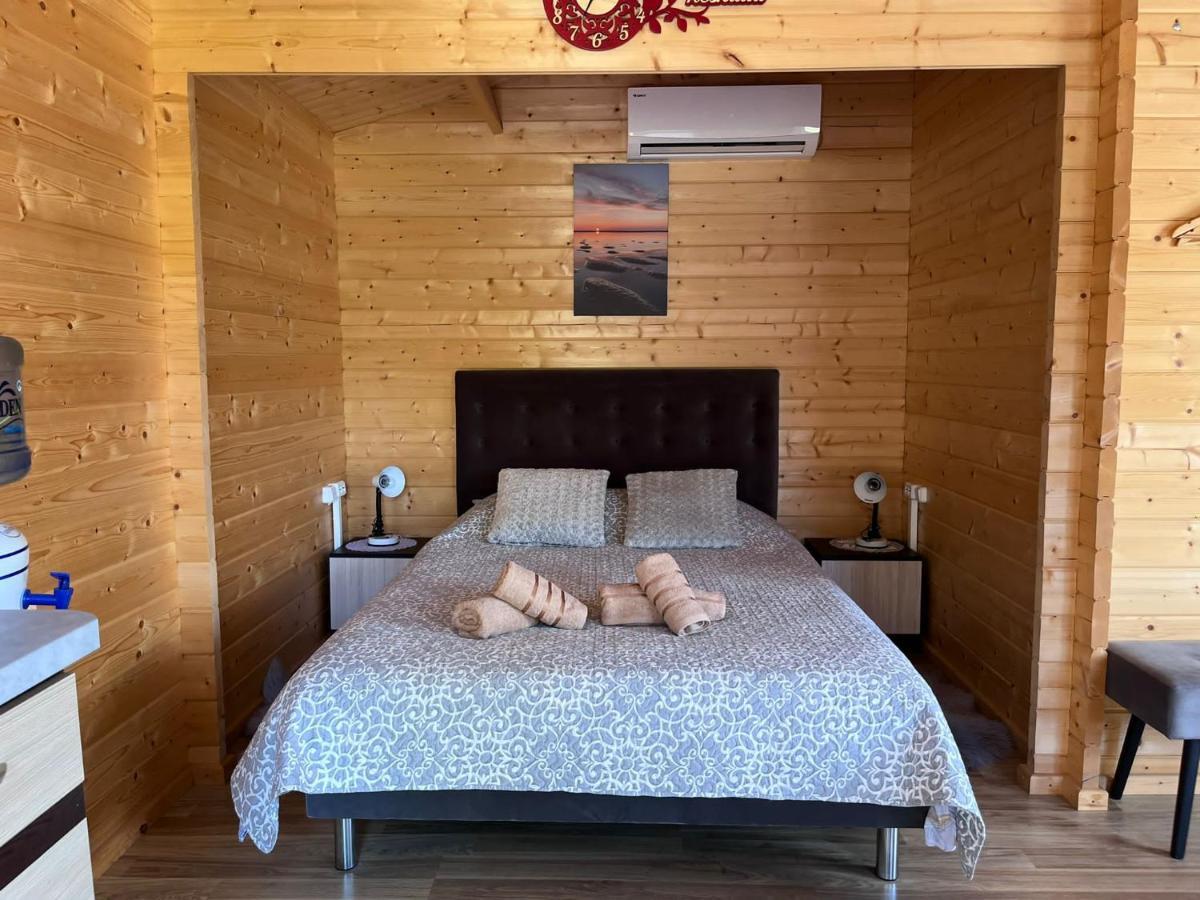 Atputas Majinas Kolka- Madaras Un Rota Villa ภายนอก รูปภาพ